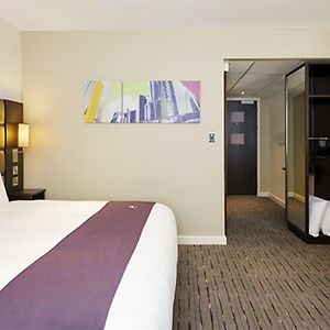 Premier Inn Bagshot